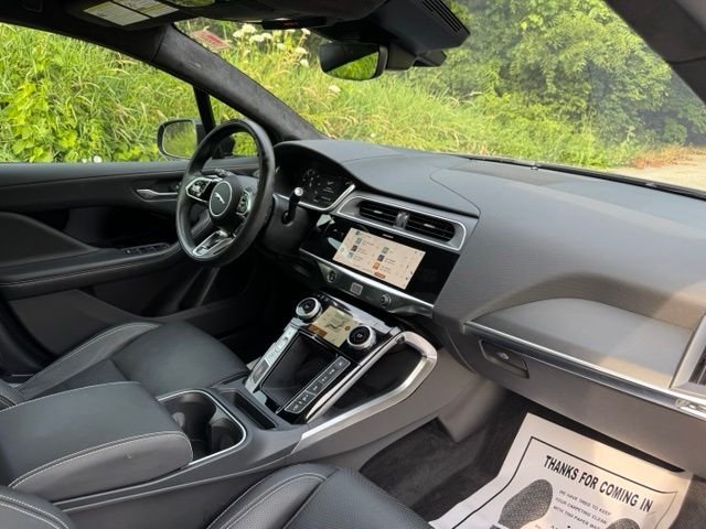 Used 2024 Carpathian Gray in Satin Finish Jaguar HSE image 19