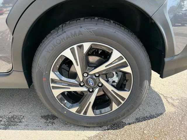 New 2026 MAGNETITE GRAY PEARL Subaru Premium image 26