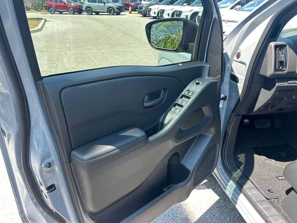 New 2026 Nissan Frontier SV 4D Crew Cab