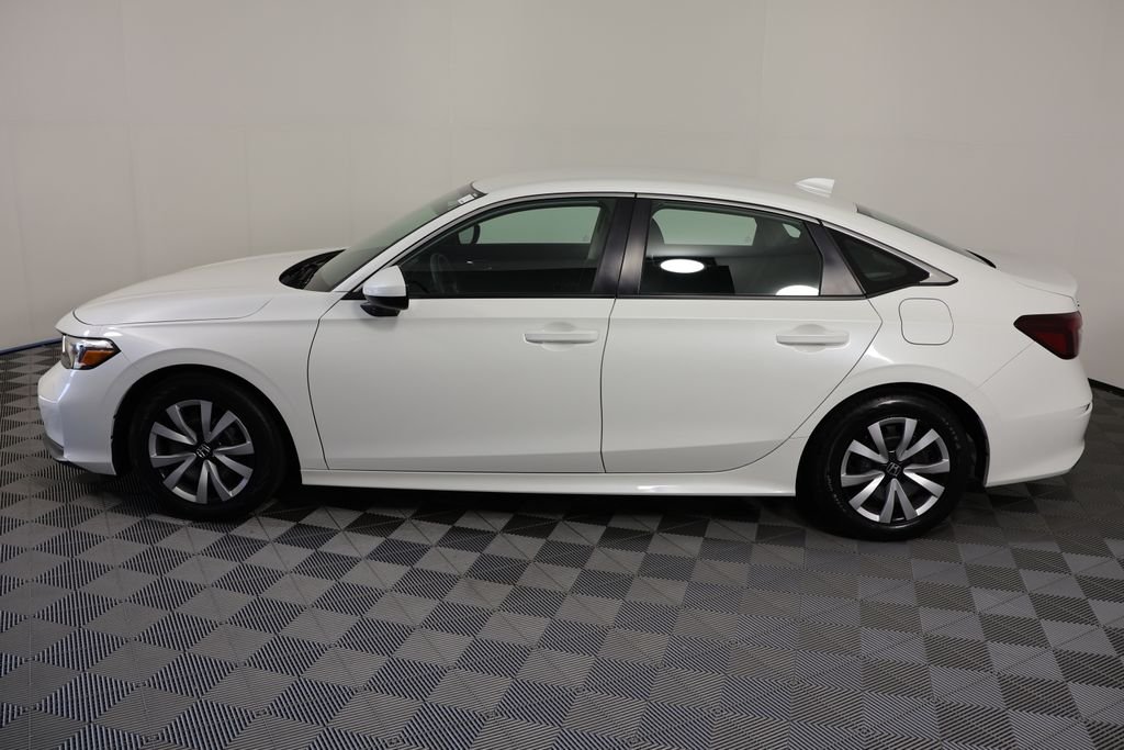 Used 2025 Platinum White Pearl Honda LX image 5