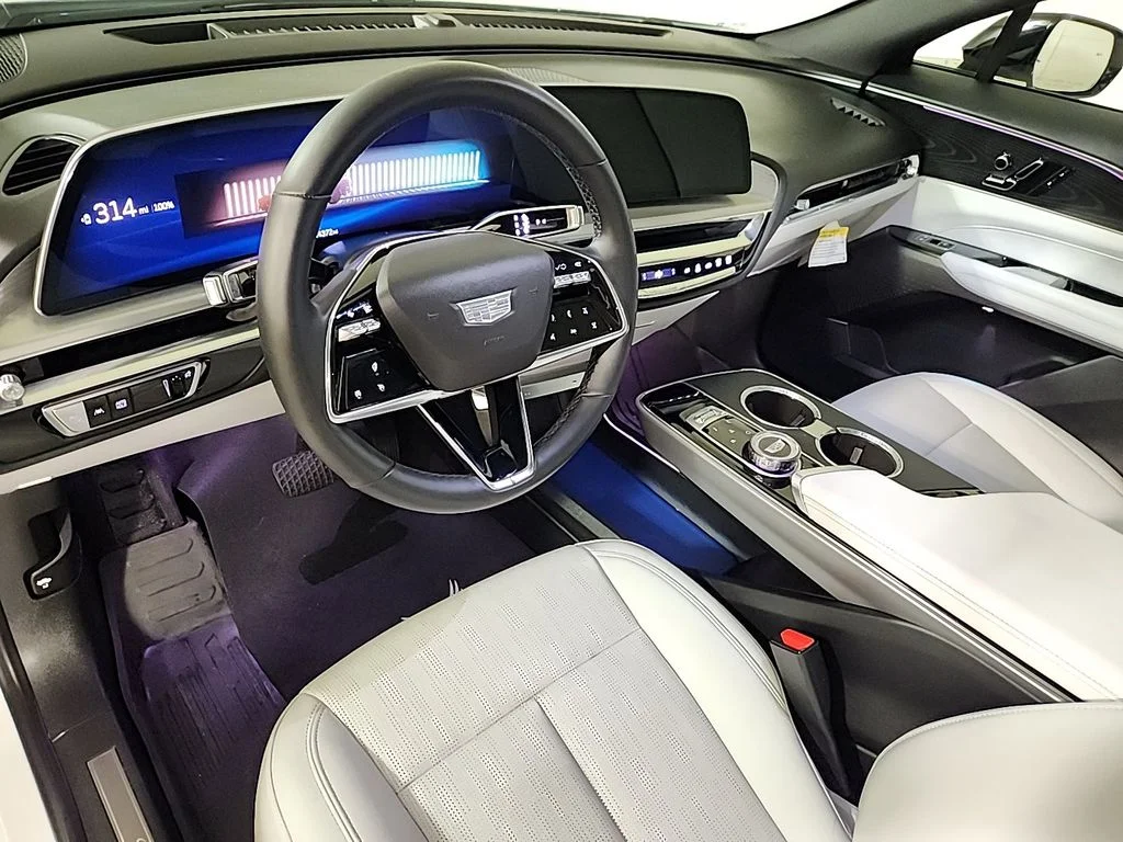 Used 2024 White Cadillac Luxury image 11