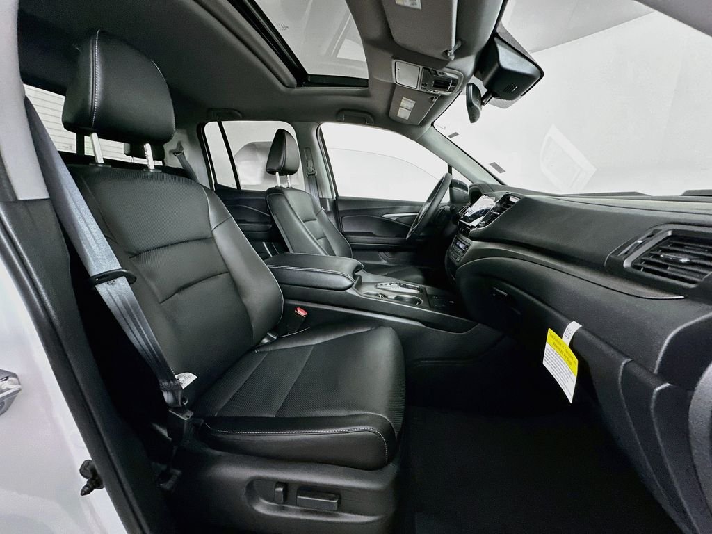 New 2026 Platinum White Pearl Honda RTL image 28