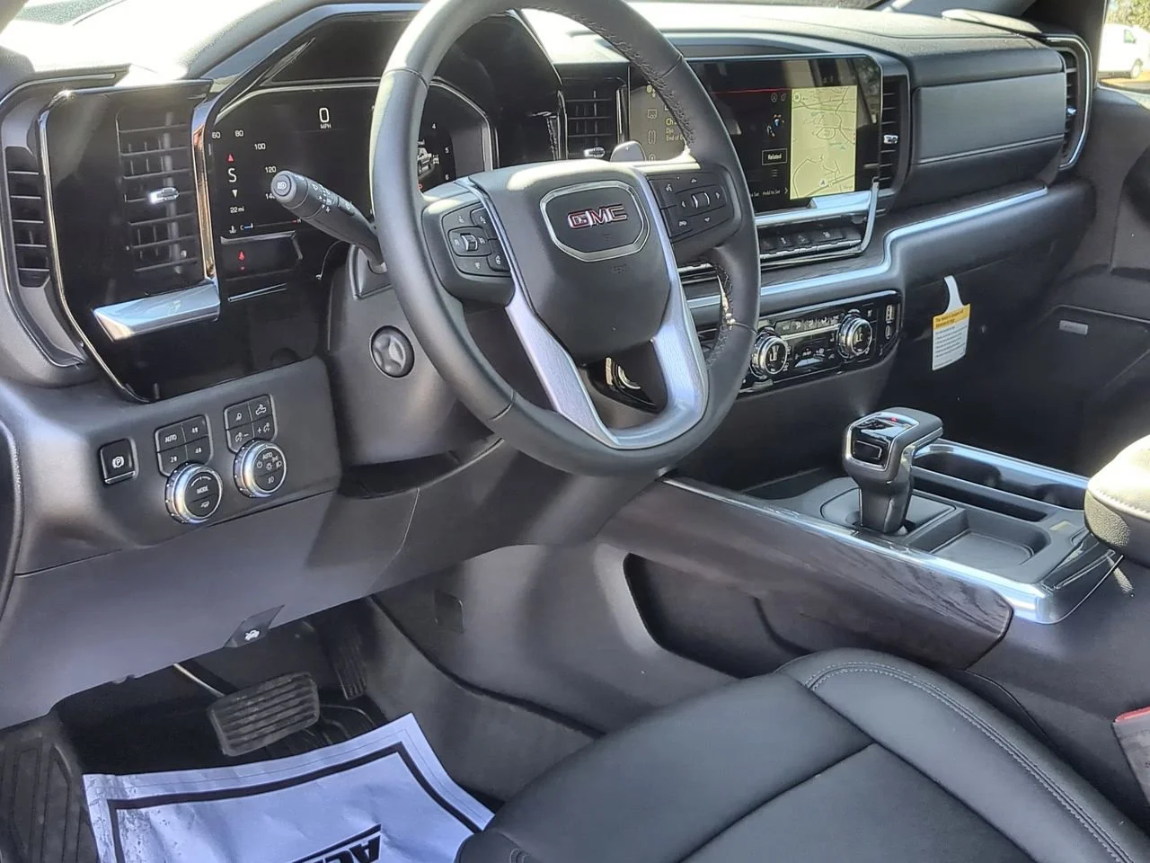 Used 2026 Onyx Black GMC SLT image 10