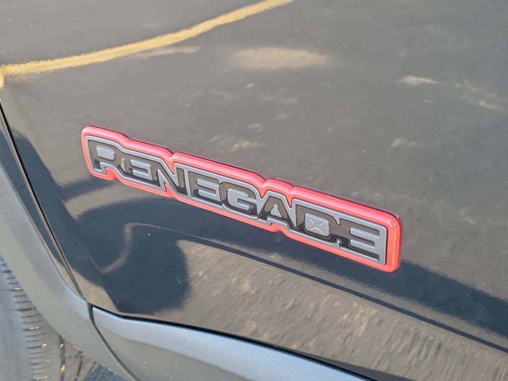 Used 2016 Black Jeep Trailhawk image 8