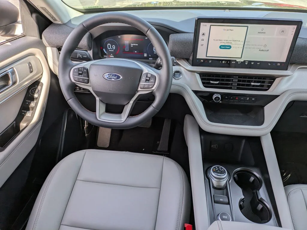 New 2026 Carbonized Gray Metallic Ford Active image 18