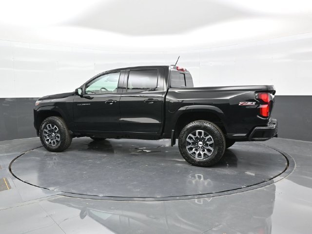 Used 2026 Black Chevrolet Z71 image 4