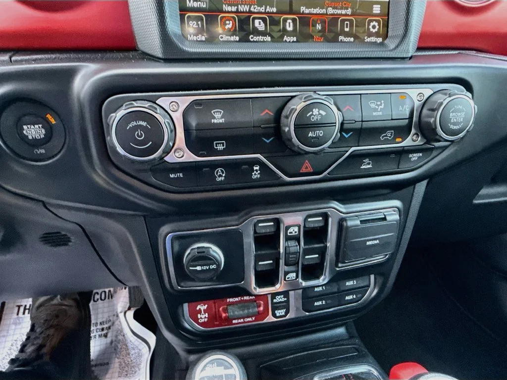 Used 2022 Gray Jeep Unlimited Rubicon image 17