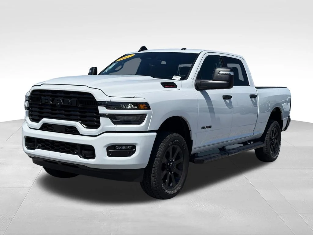Used 2025 White Ram Big Horn image 2