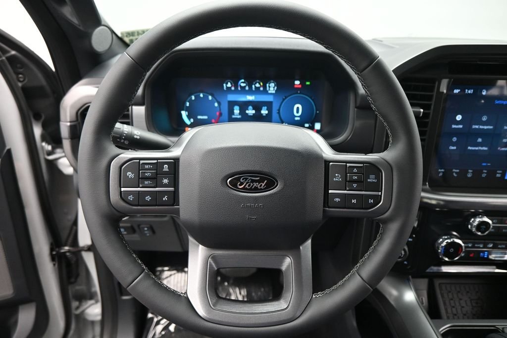 New 2026 Avalanche Ford Lariat image 13