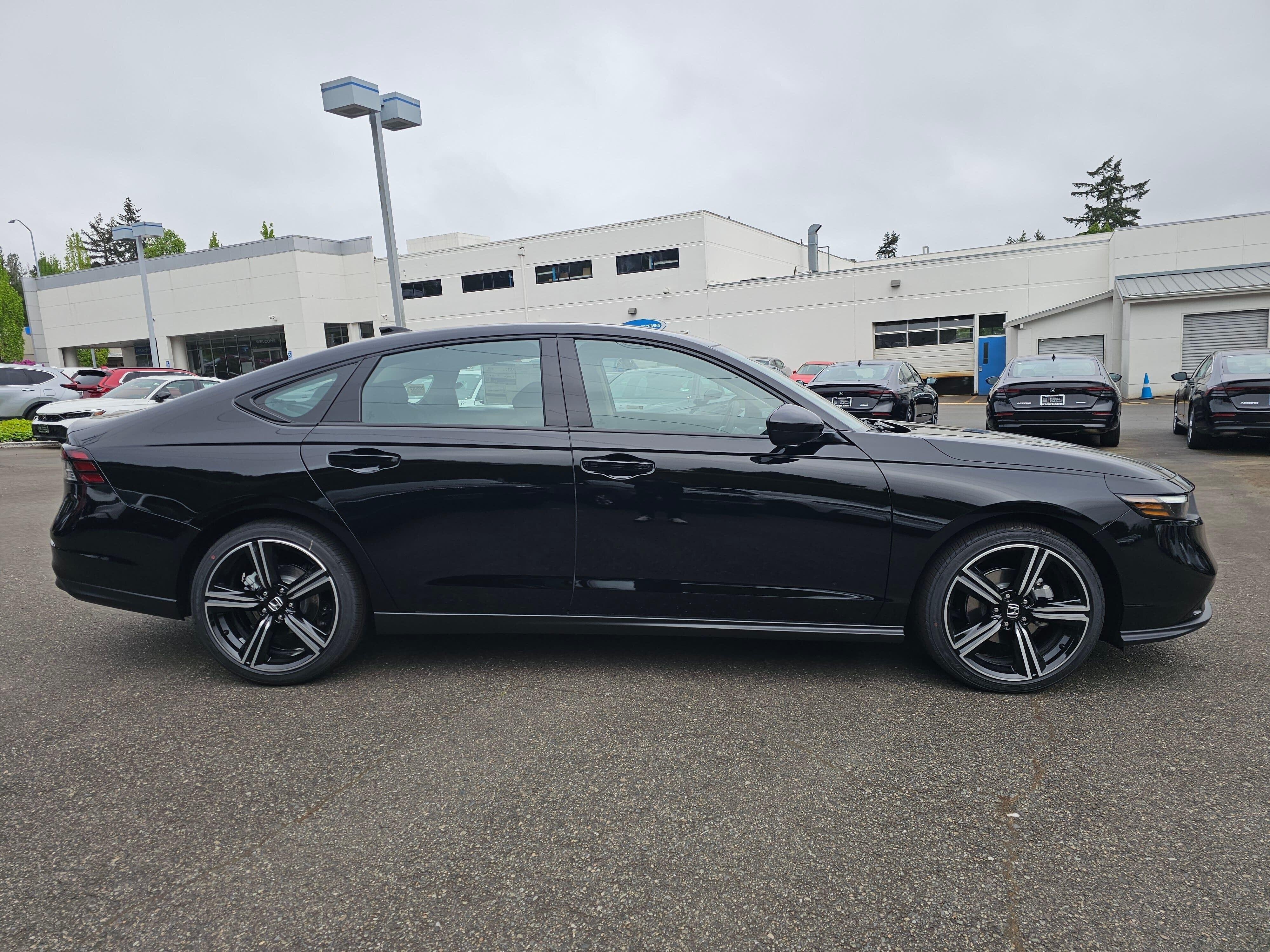 New 2026 Crystal Black Pearl Honda SE image 9