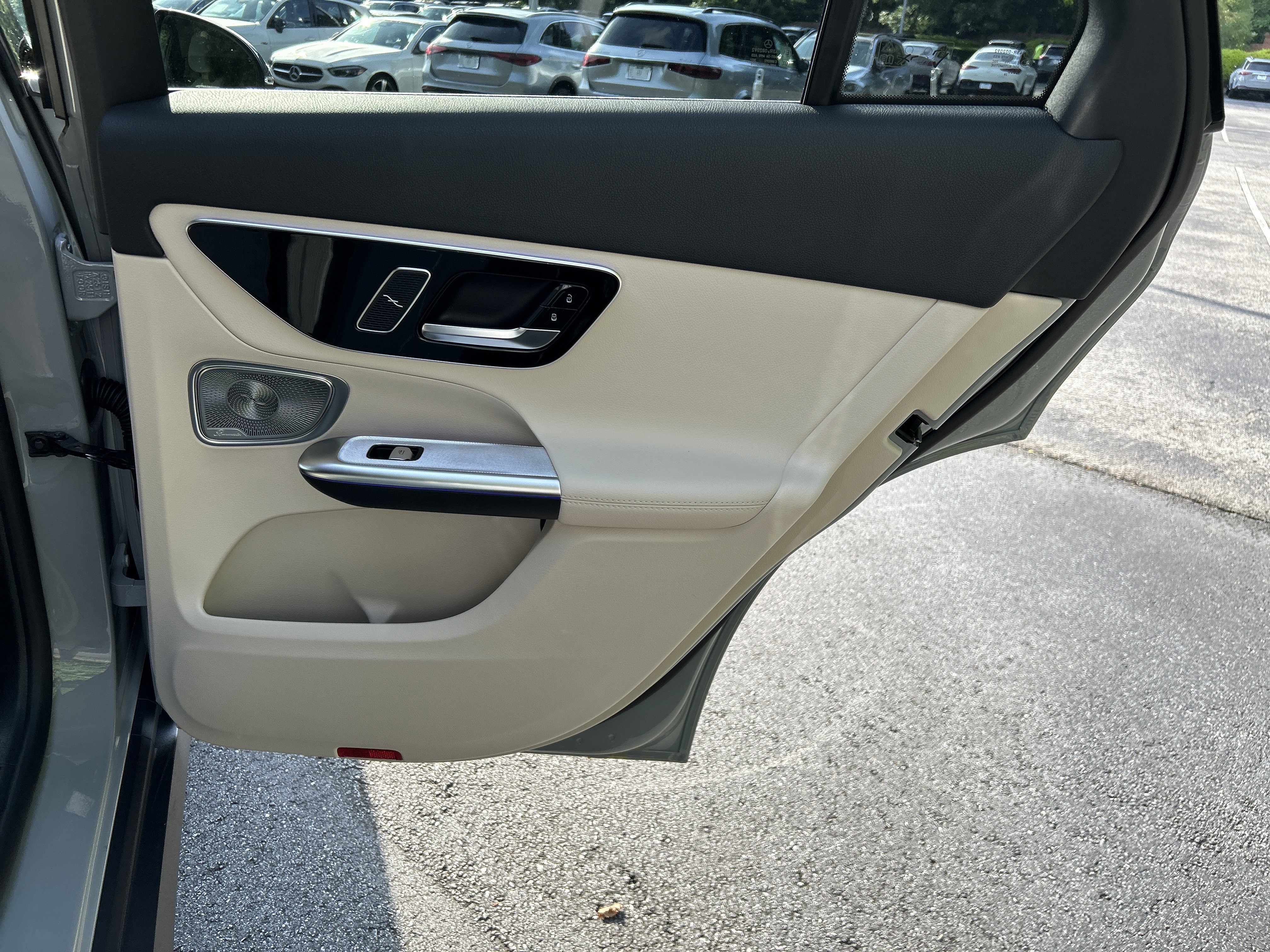 New 2026 MANUFAKTUR Alpine Grey Mercedes-Benz GLC 300 SUV image 38