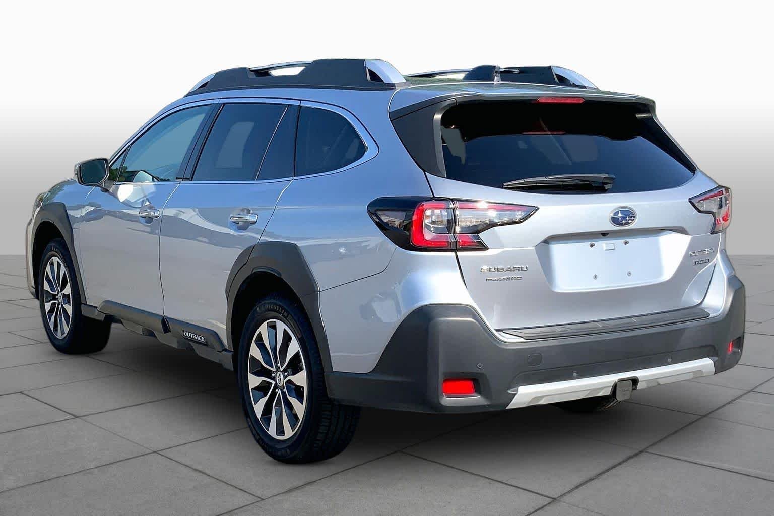 Used 2024 Ice Silver Metallic Subaru Touring image 12