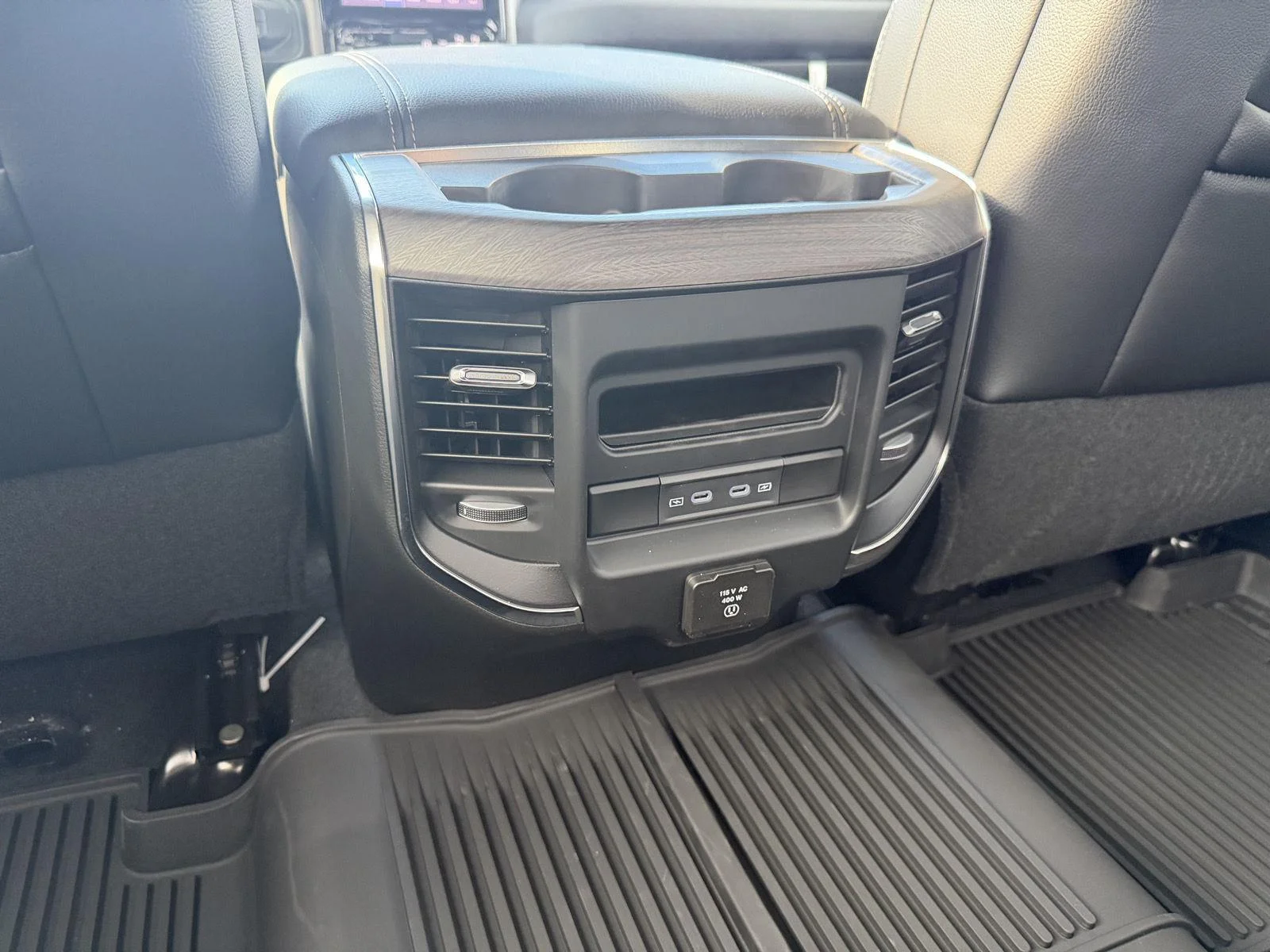 New 2026 Bright White Clear-Coat Exterior Paint RAM Laramie image 9