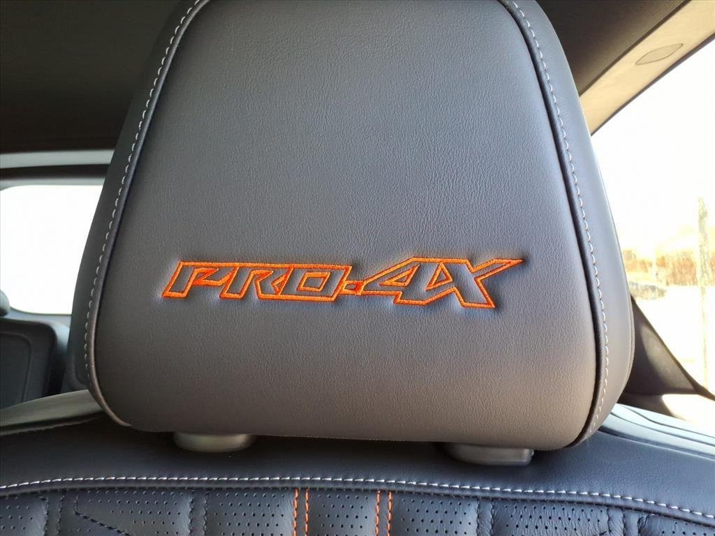 New 2026 Aspen White TriCoat / Super Black Two-tone Nissan PRO-4X® image 27