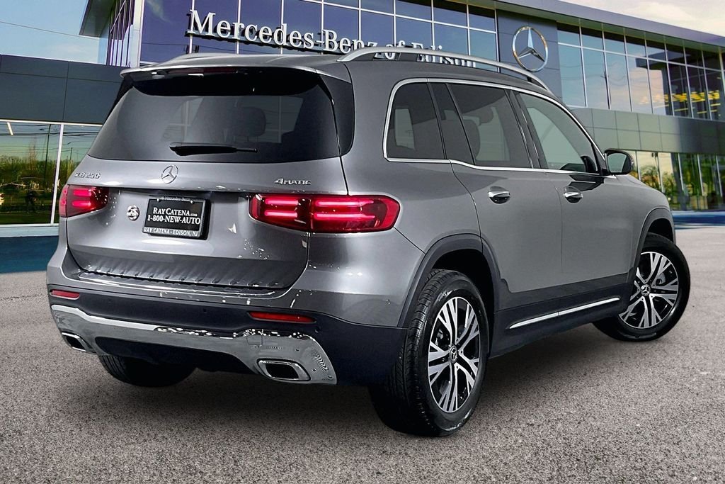 2026 Mercedes-Benz GLB GLB 250 - Photo 10