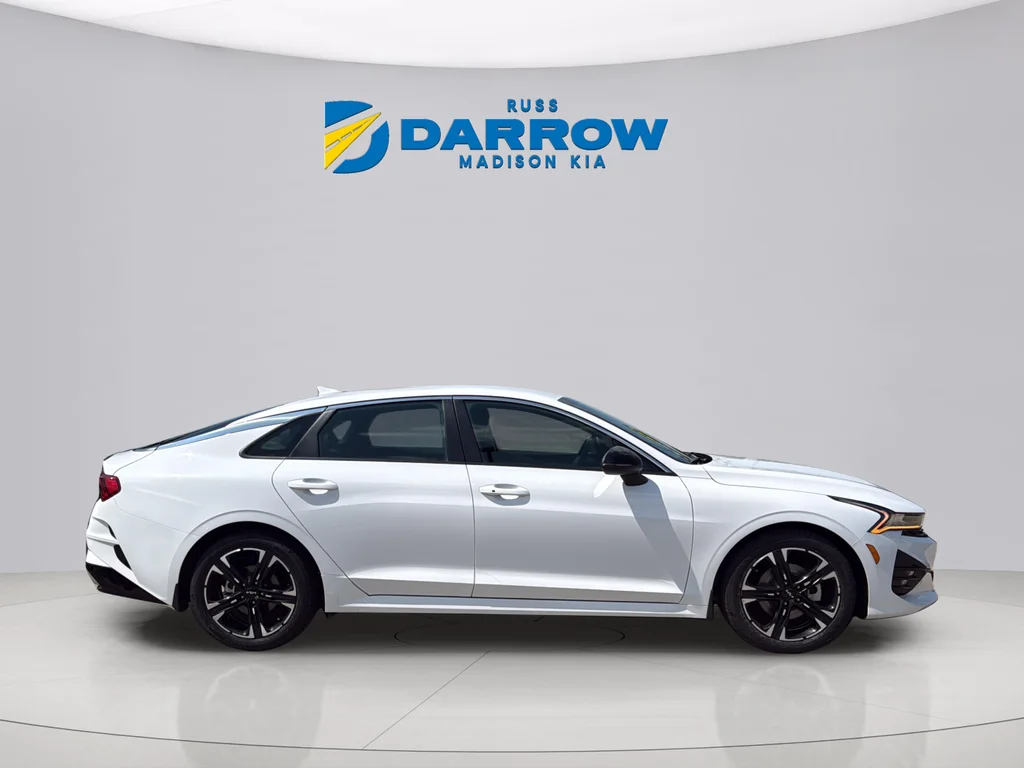 Used 2023 Glacial White Pearl Kia GT-Line image 6