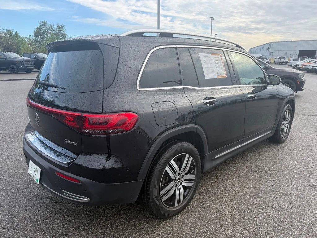 Used 2023 Black Mercedes-Benz 300 image 5