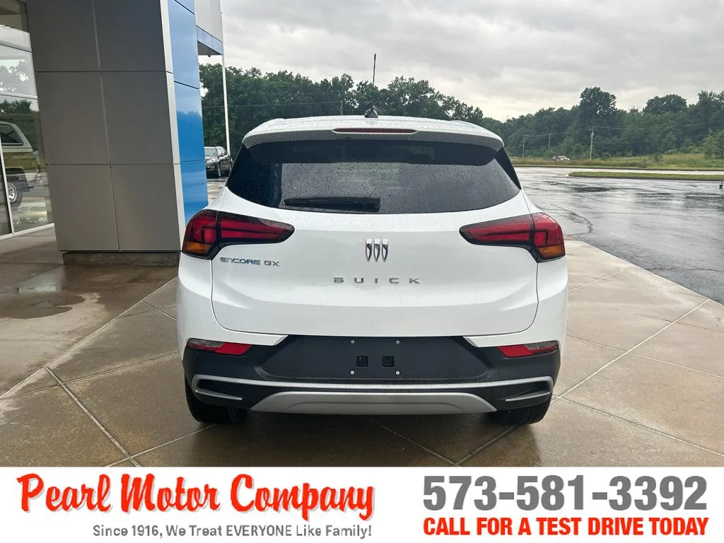 New 2026 Summit White Buick Preferred image 5