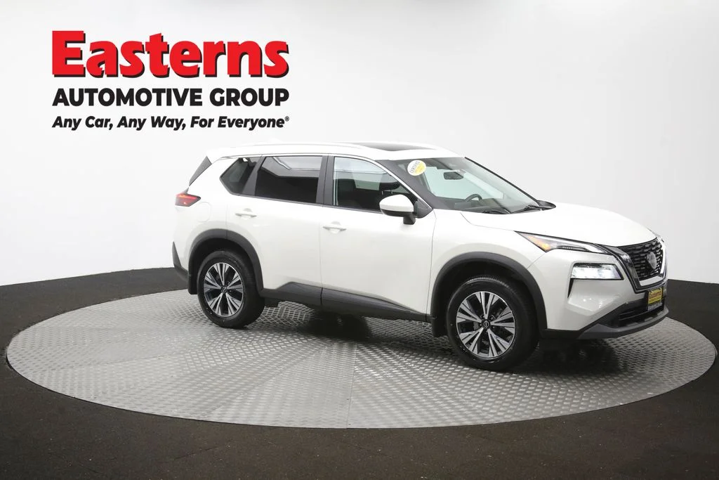 Used 2023 White Nissan SV image 50