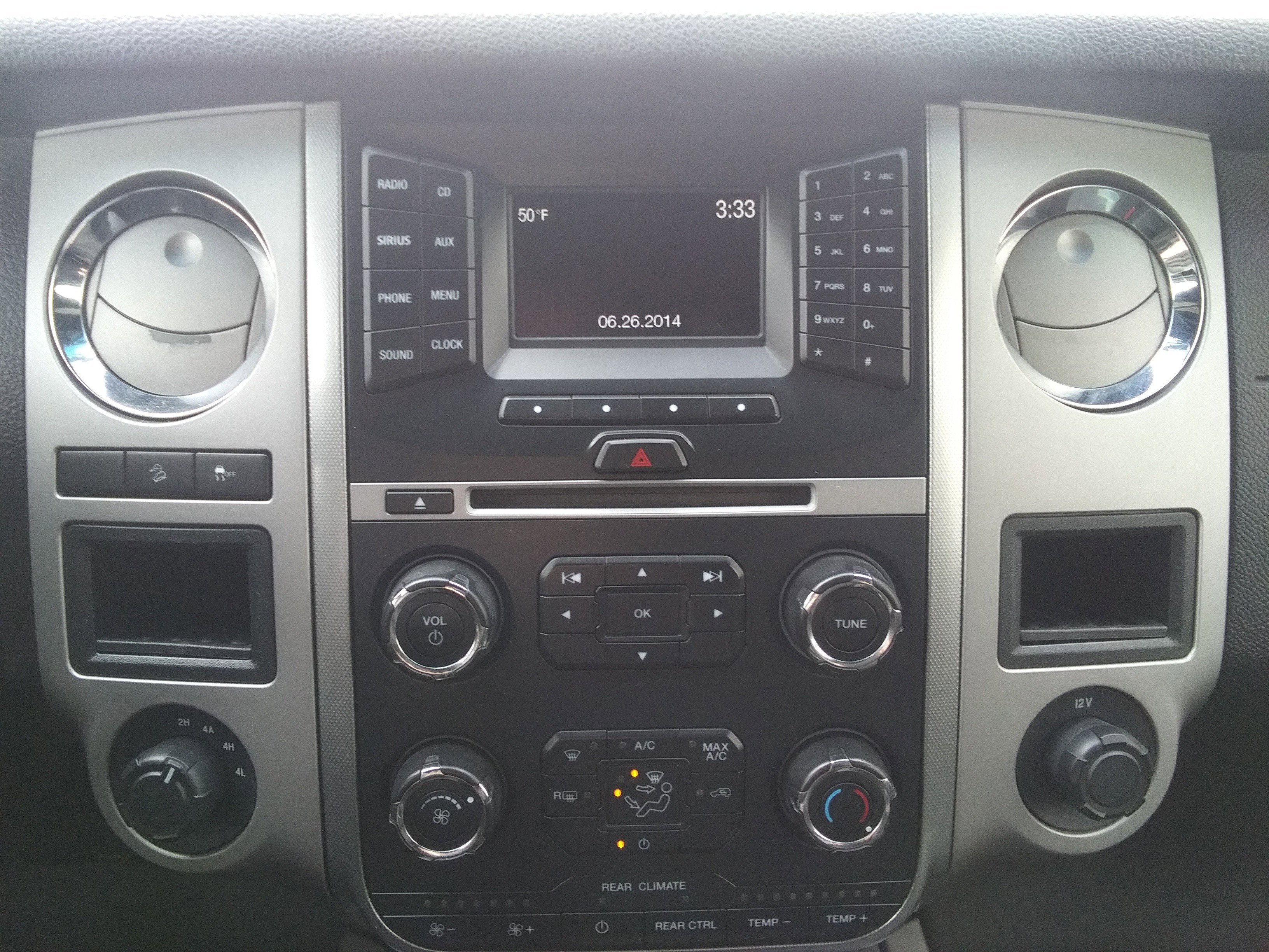 Used 2017 Gold Ford XLT image 18