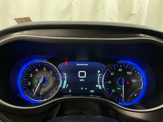 2026 Chrysler Pacifica Select - Photo 15