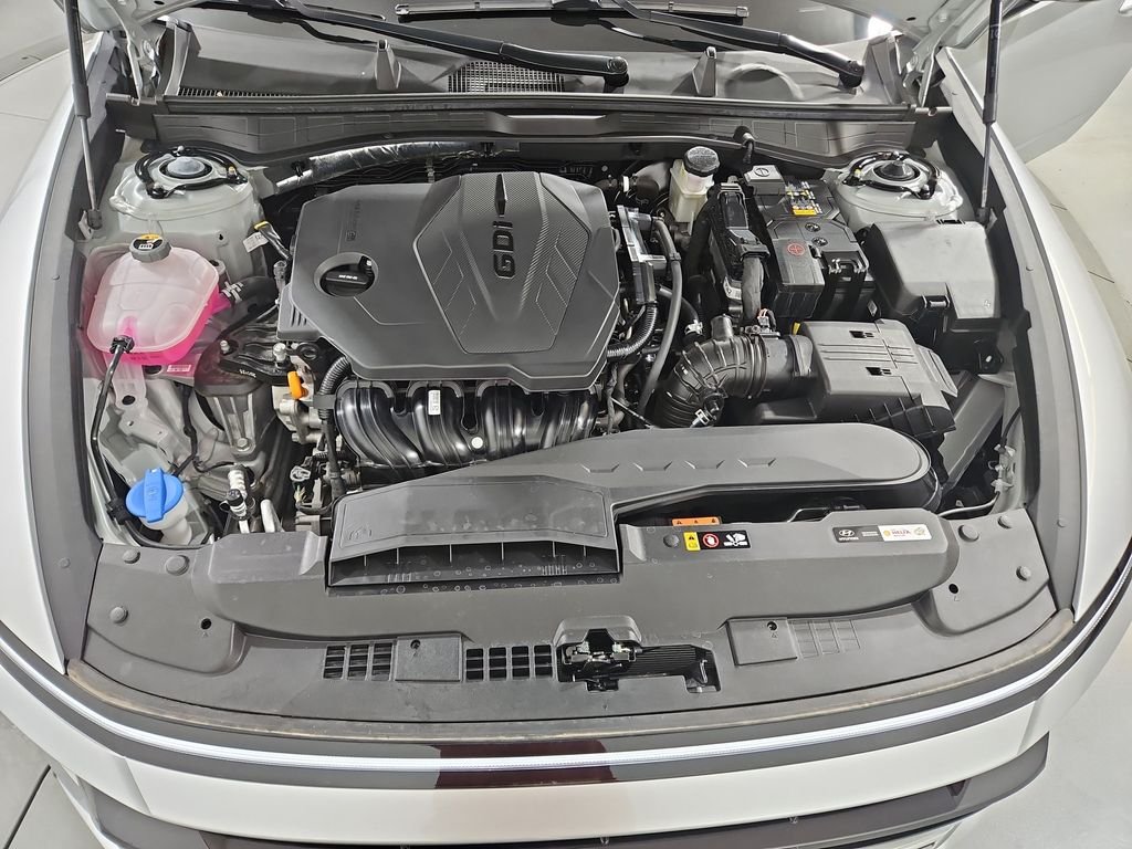 Certified Used 2025 Silver Hyundai SEL image 22