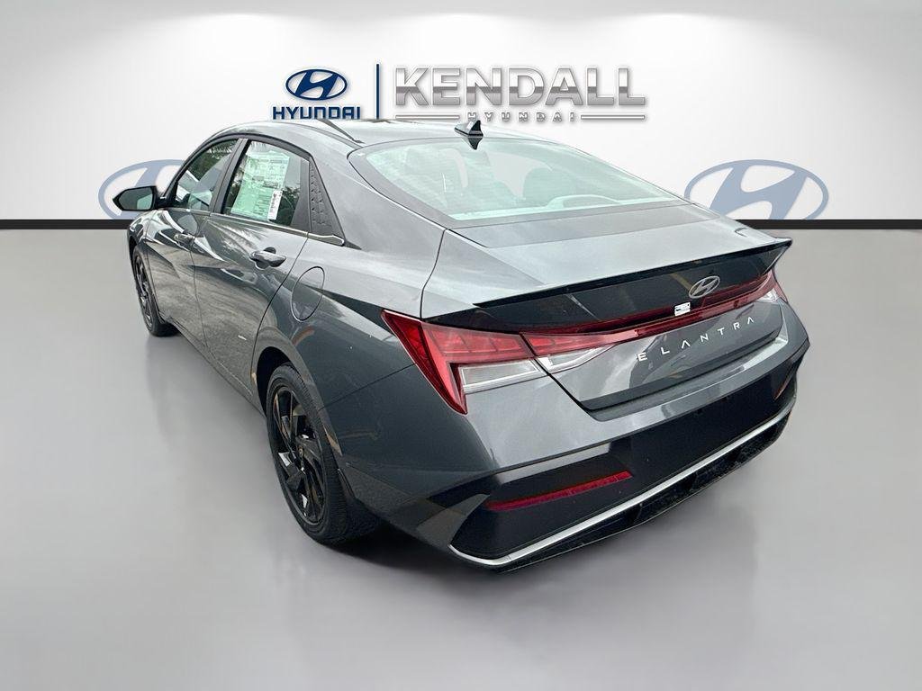 New 2026 Ecotronic Gray Hyundai SEL Sport Premium image 4