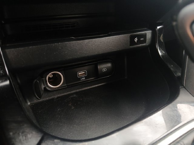 Used 2023 Gravity Gray Kia EX image 7