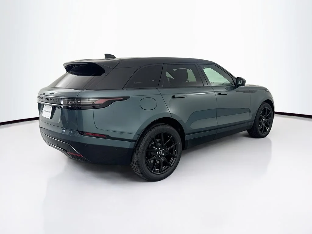 New 2026 Giola Green Land Rover Belgravia Edition image 5