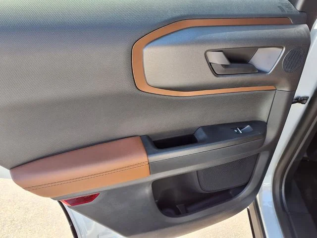 New 2026 Space White Metallic Ford Outer Banks image 6