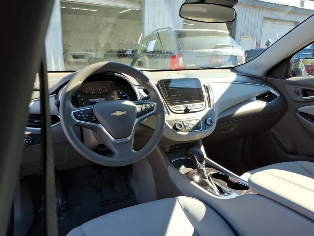 Used 2024 Black Chevrolet LT image 12