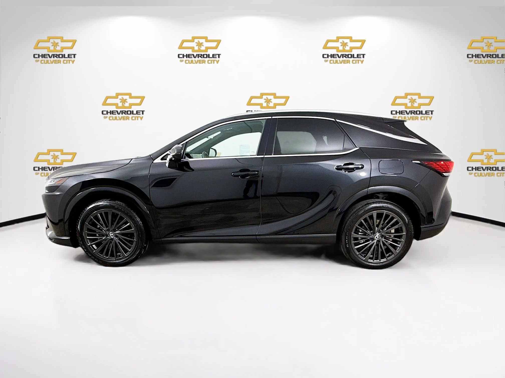 Used 2024  Lexus RX 350 image 5