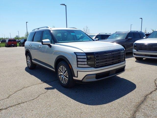 New 2026 Silver Hyundai Blue SEL Premium image 4