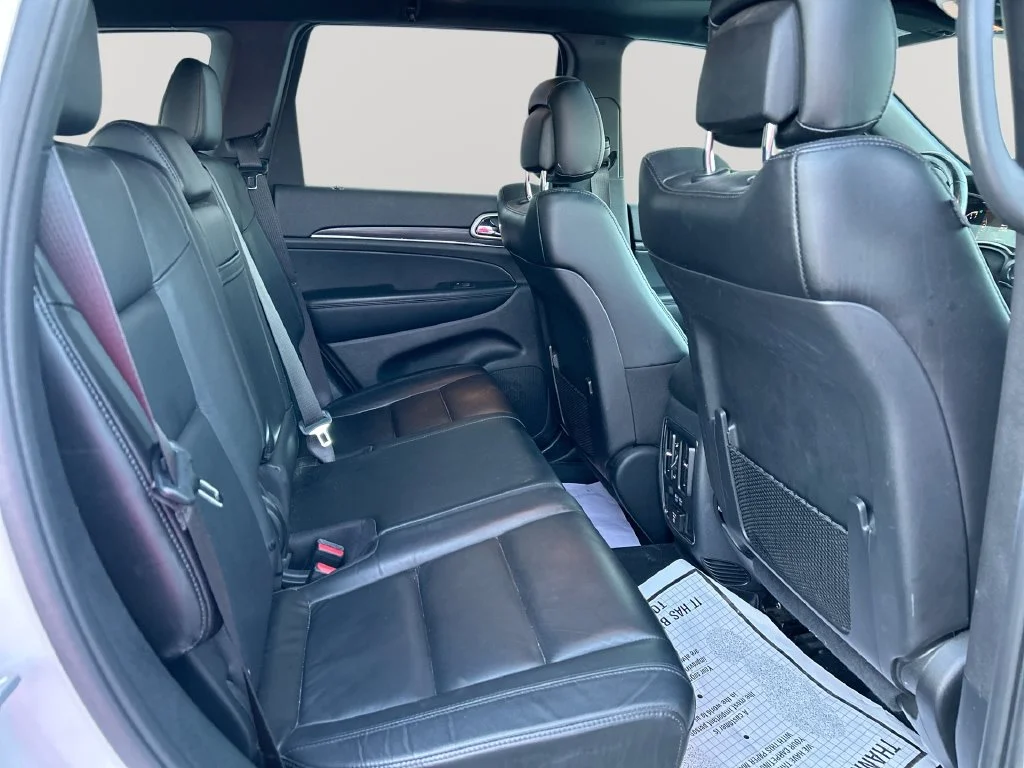Used 2020 White Jeep Limited image 28