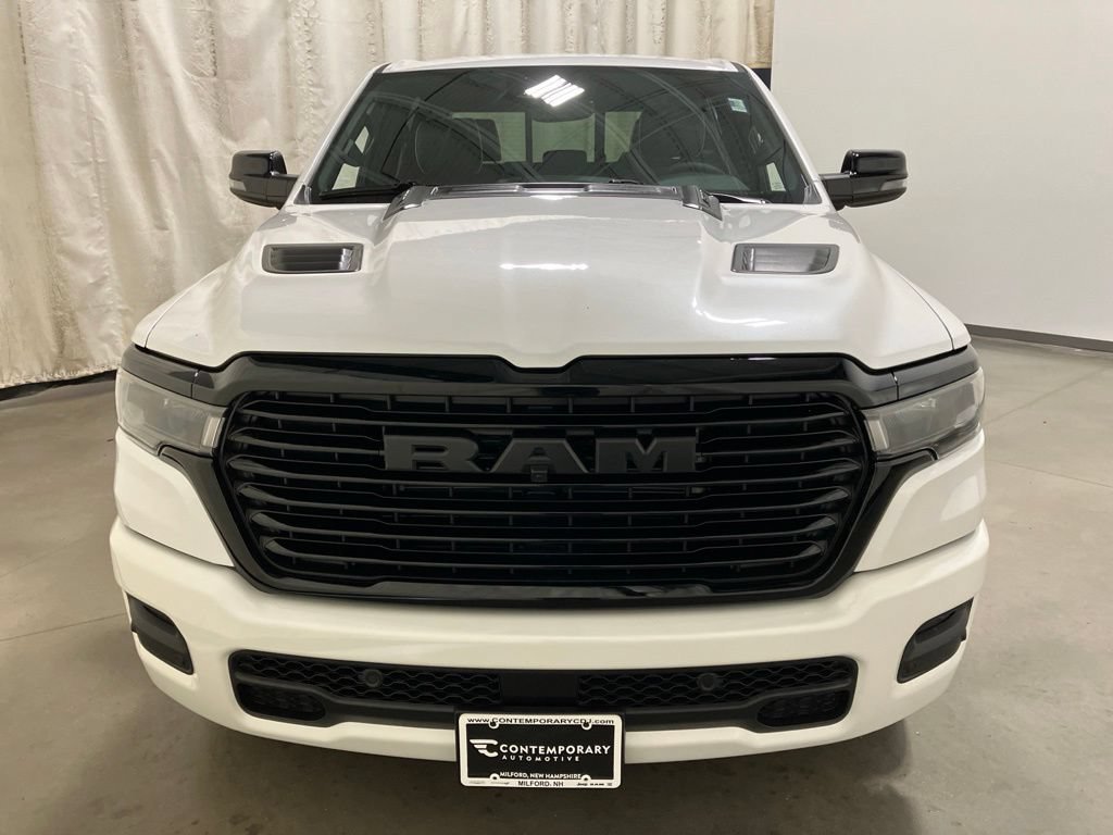 New 2026 Ivory White Tri-Coat Pearl-Coat Exterior Paint RAM Laramie image 24