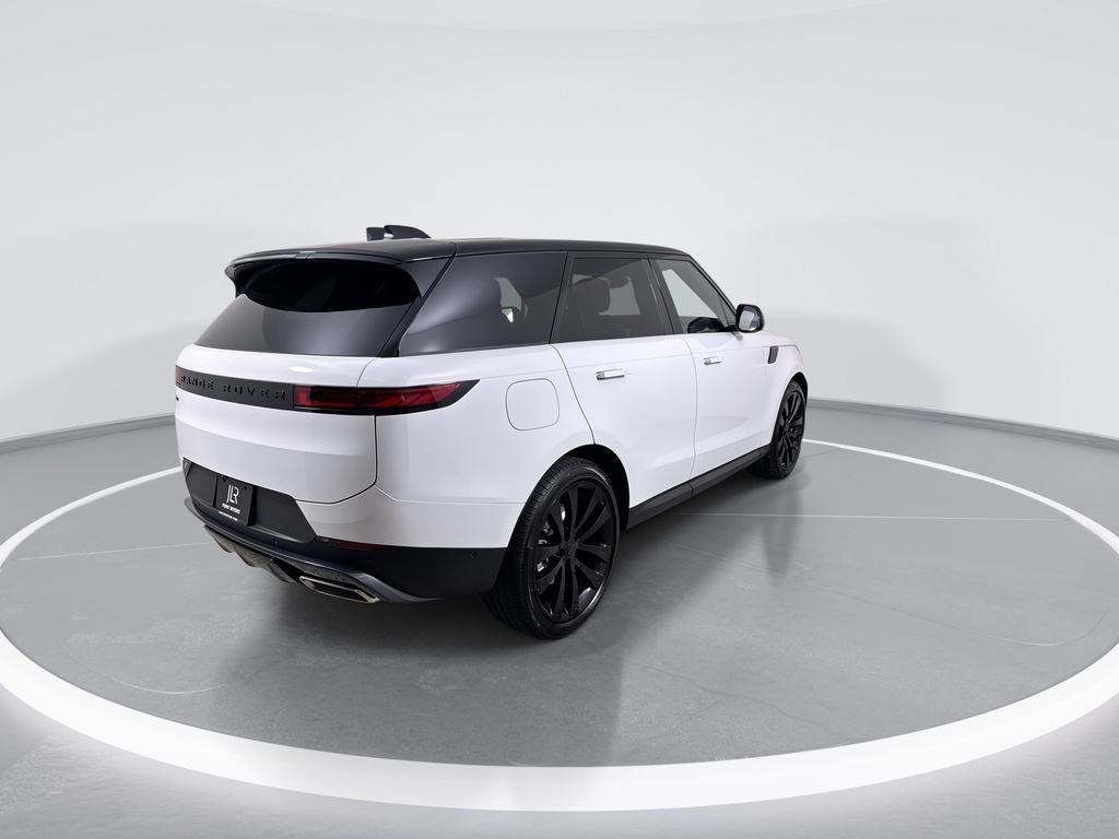 New 2026 Fuji White Land Rover SE image 8