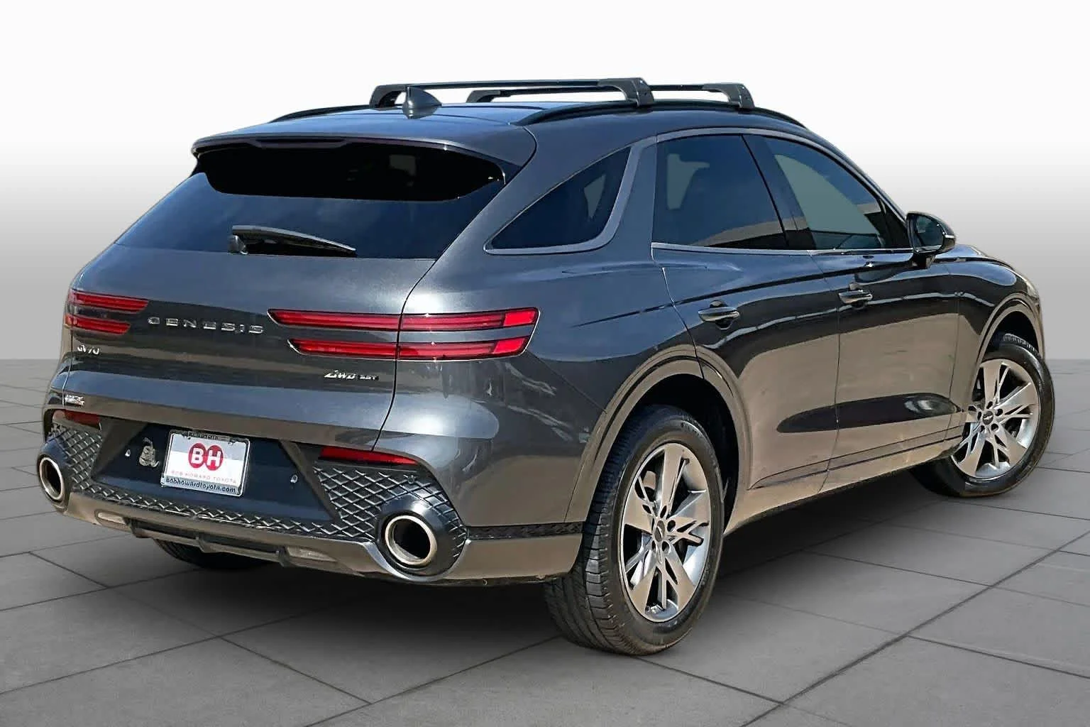 Used 2024 Makalu Gray Genesis 3.5T Sport image 13