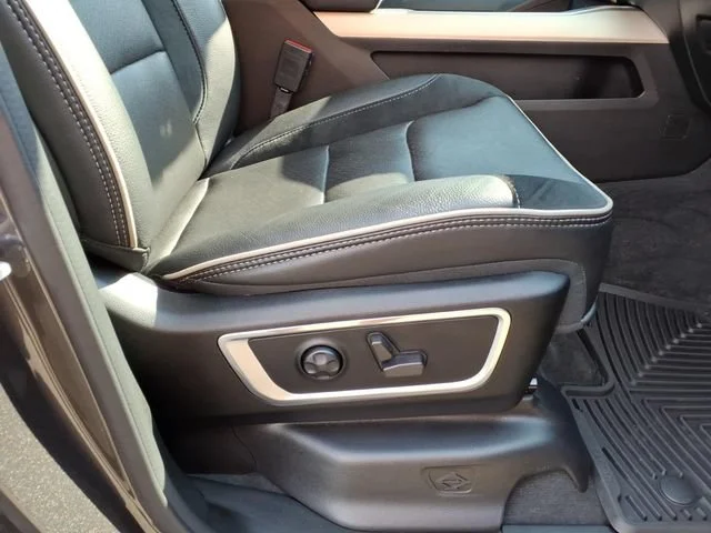 2021 RAM Ram 1500 Pickup Laramie - Photo 12