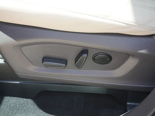 Used 2023 Black Ford Platinum image 20