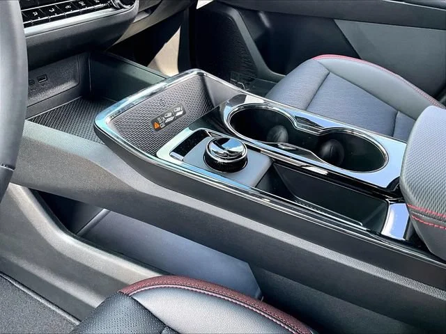 New 2027 Polar White Tricoat Chevrolet RS image 13