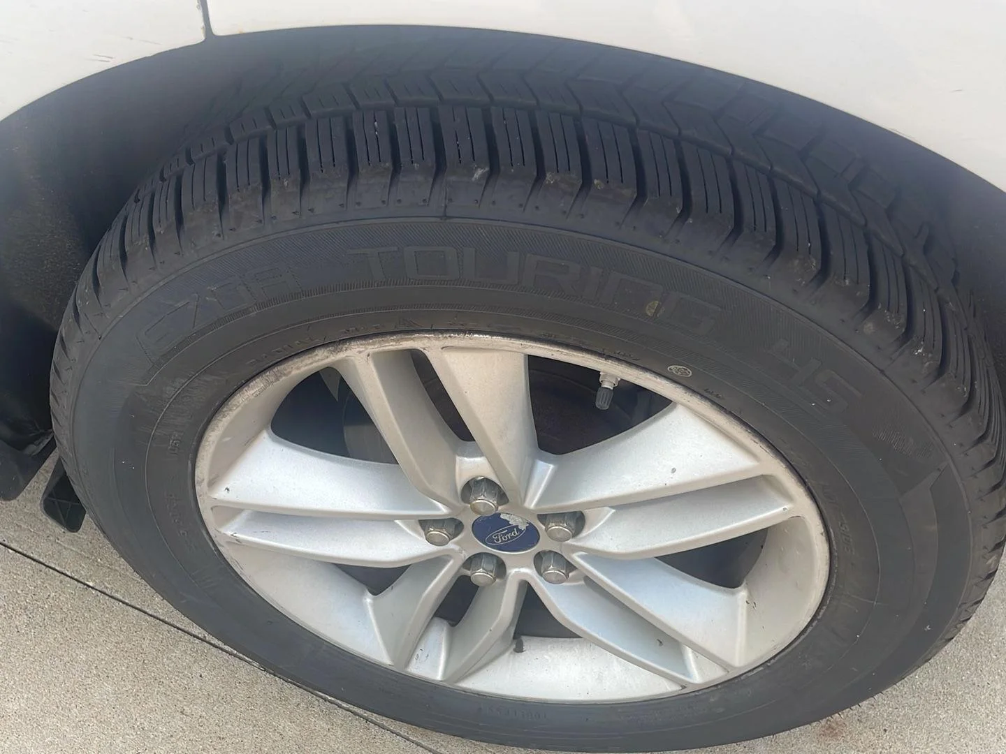 Used 2017 White Ford SEL image 22