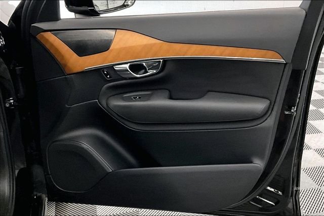 2021 Volvo XC90 Momentum - Photo 22