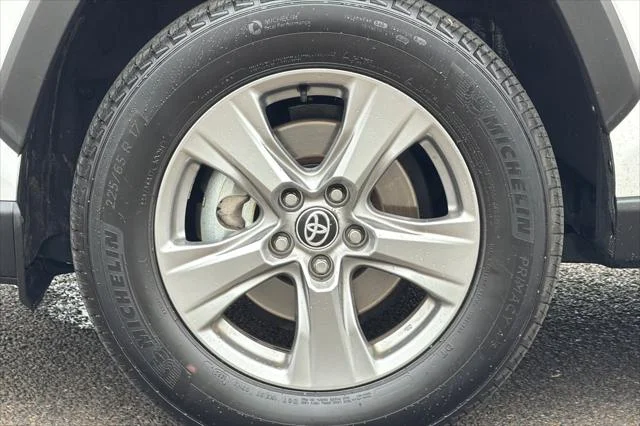 Certified Used 2025 ICE CAP Toyota  image 26