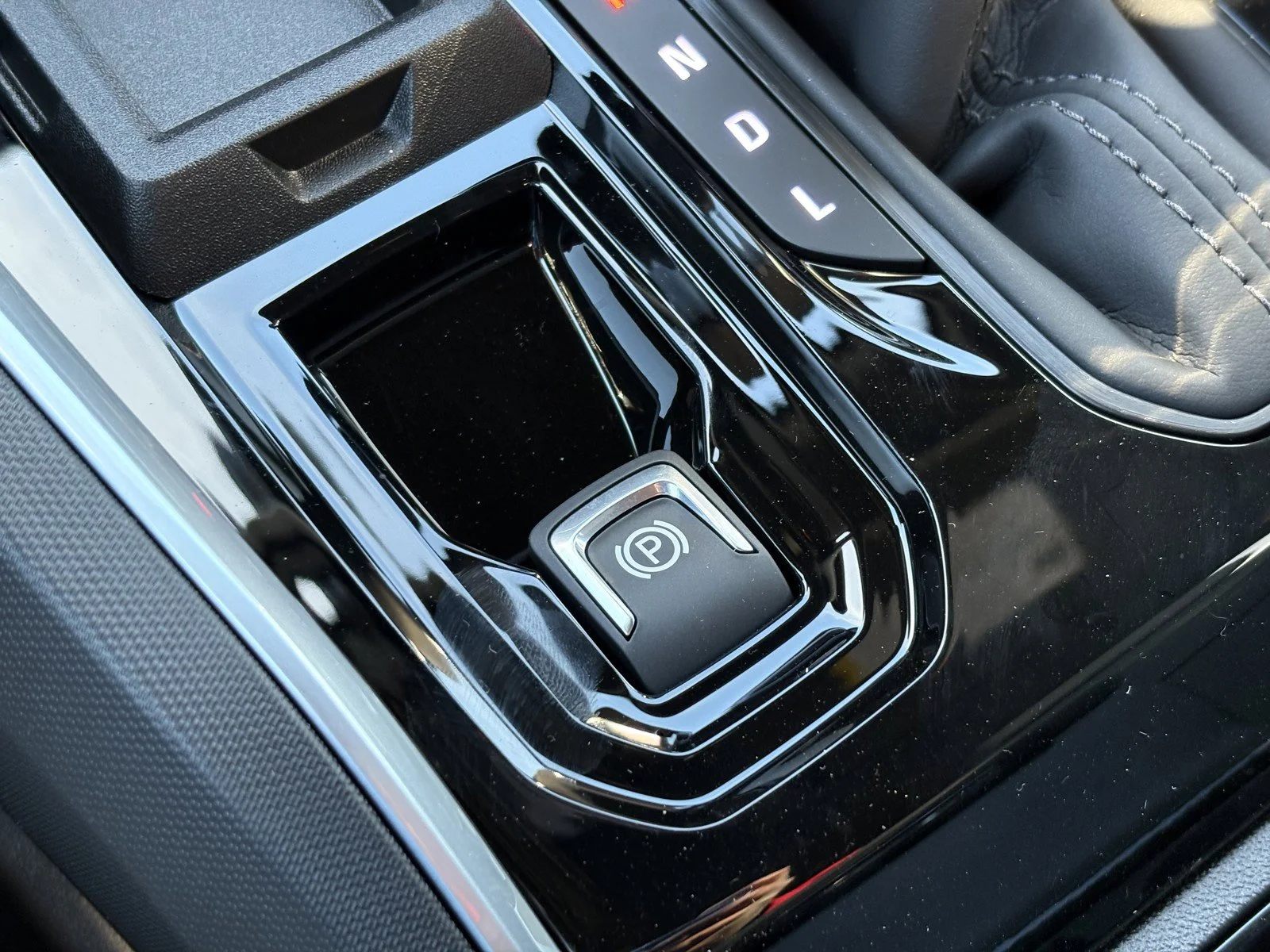 2026 Chevrolet Colorado LT - Photo 26
