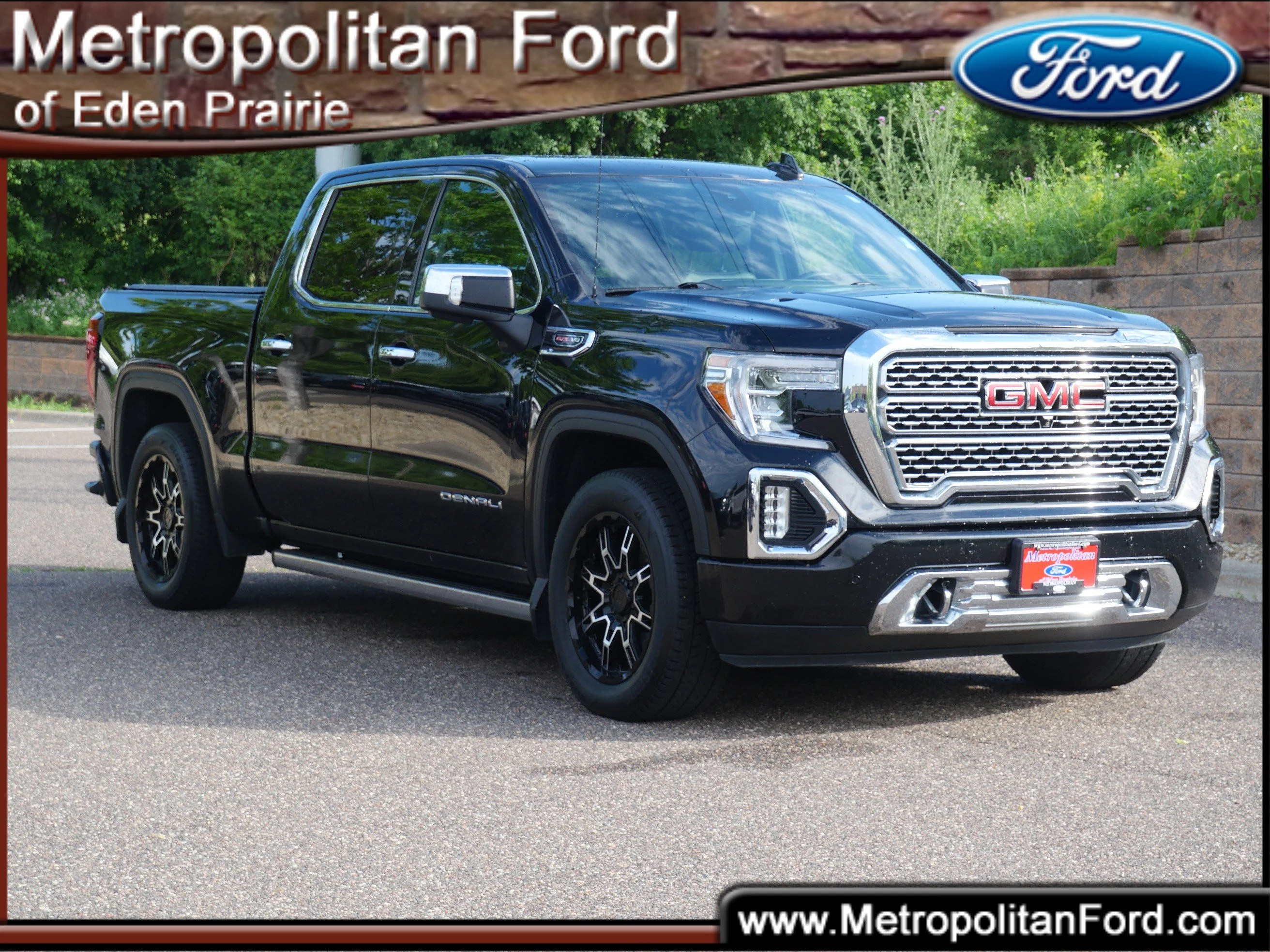 2020 GMC Sierra 4WD Crew Cab Short Box Denali's photo