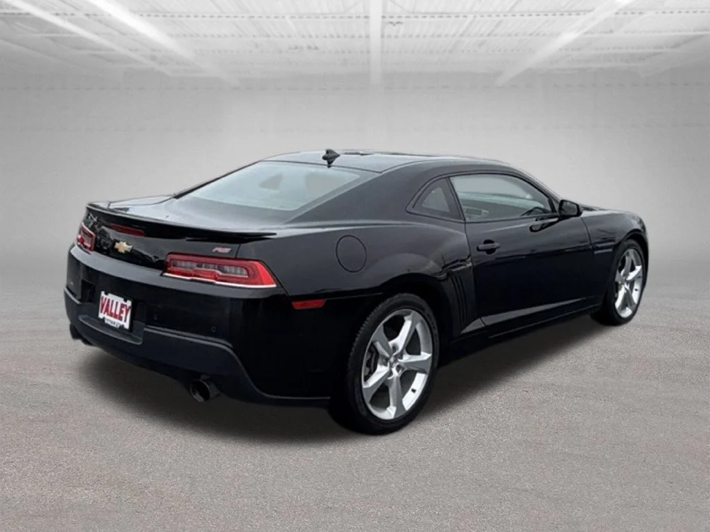 Used 2015 Black Chevrolet 2LT image 11