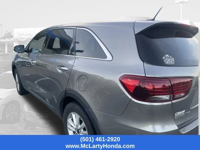Used 2019 Titanium Silver Kia L image 7