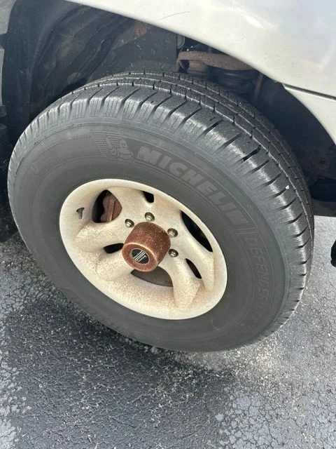 Used 2007  Toyota Base image 28