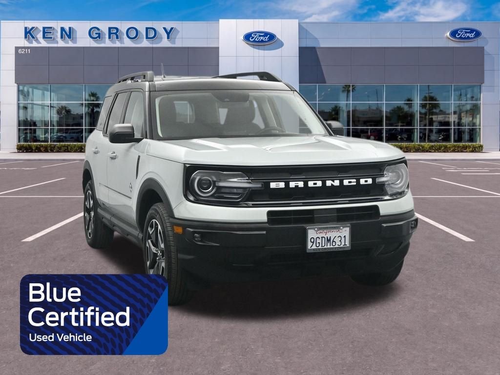 2023 Ford Bronco Sport Outer Banks 4X4's photo