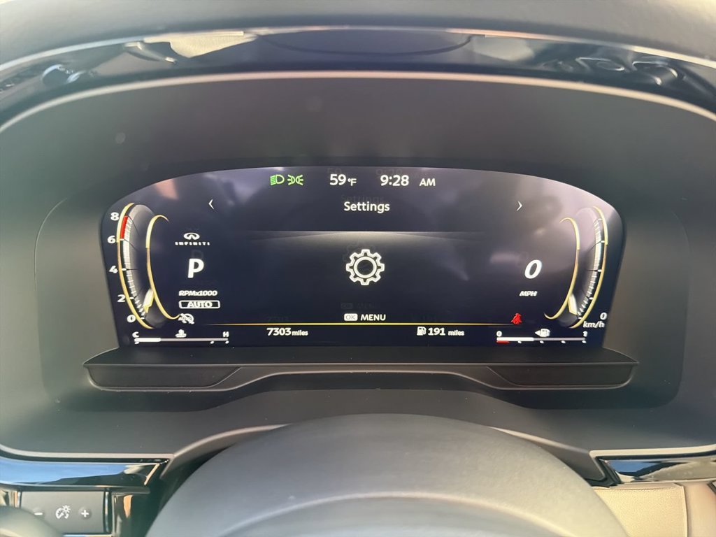 Certified Used 2026 White INFINITI LUXE image 19